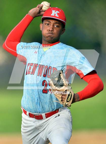 Thumbnail 1 in Kenwood @ Simeon photogallery.