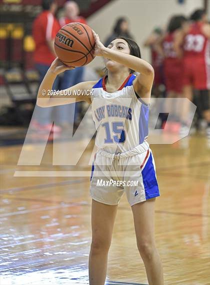Thumbnail 2 in Bernalillo vs. McCurdy (Lady Braves Invitational at Santa Fe Indian School) photogallery.