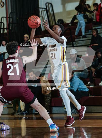 Thumbnail 3 in Scarsdale vs Mount Vernon photogallery.