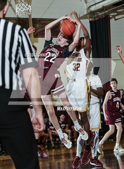 Thumbnail 3 in Scarsdale vs Mount Vernon photogallery.