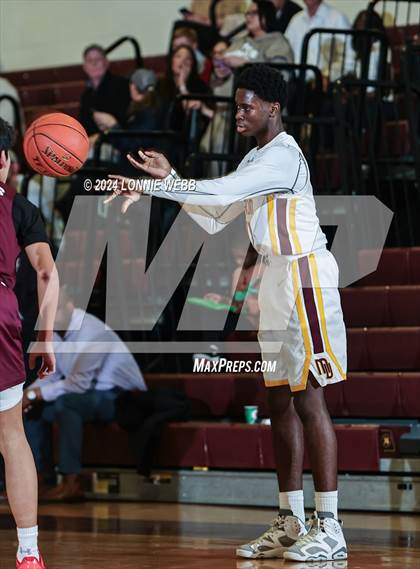 Thumbnail 2 in Scarsdale vs Mount Vernon photogallery.