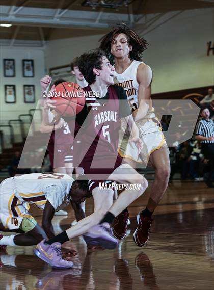 Thumbnail 2 in Scarsdale vs Mount Vernon photogallery.