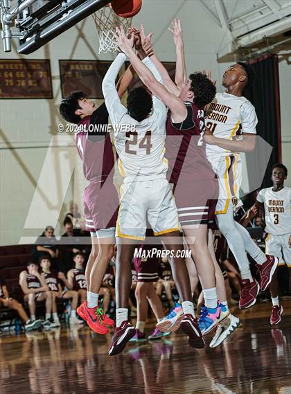 Thumbnail 3 in Scarsdale vs Mount Vernon photogallery.