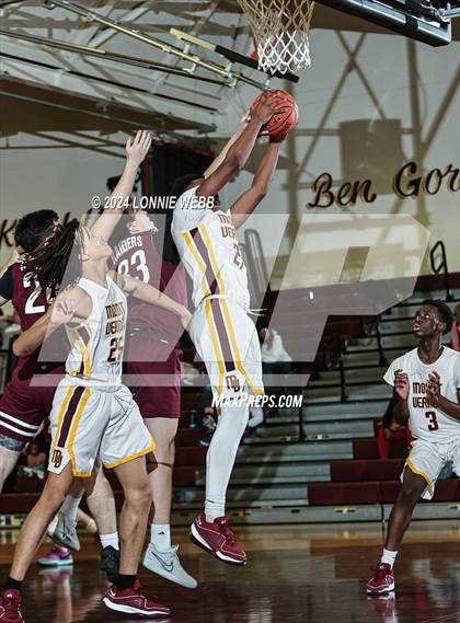 Thumbnail 1 in Scarsdale vs Mount Vernon photogallery.
