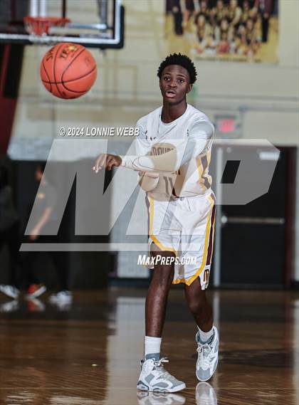 Thumbnail 1 in Scarsdale vs Mount Vernon photogallery.
