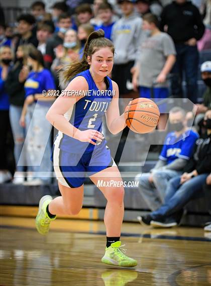 Thumbnail 1 in Toutle Lake vs Adna (WIAA 2B District Playoff) photogallery.