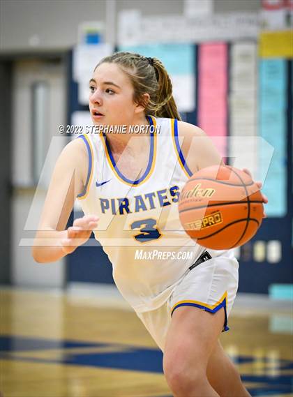 Thumbnail 2 in Toutle Lake vs Adna (WIAA 2B District Playoff) photogallery.