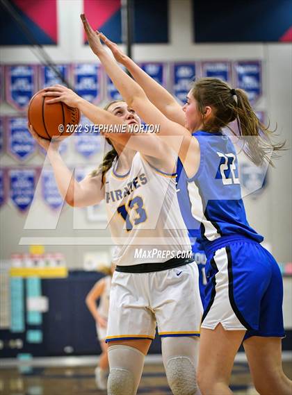 Thumbnail 3 in Toutle Lake vs Adna (WIAA 2B District Playoff) photogallery.