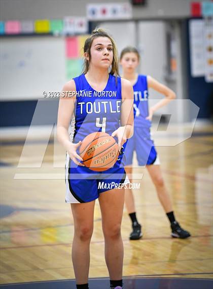Thumbnail 3 in Toutle Lake vs Adna (WIAA 2B District Playoff) photogallery.