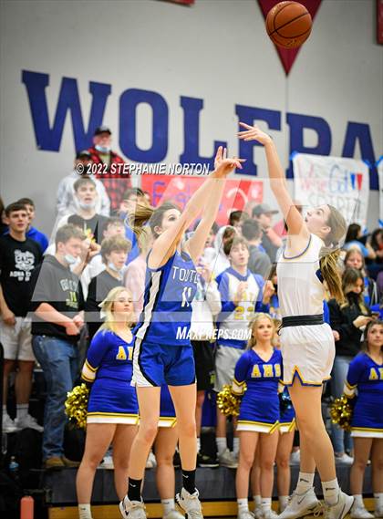 Thumbnail 1 in Toutle Lake vs Adna (WIAA 2B District Playoff) photogallery.