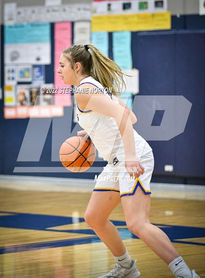 Thumbnail 1 in Toutle Lake vs Adna (WIAA 2B District Playoff) photogallery.
