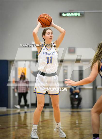 Thumbnail 2 in Toutle Lake vs Adna (WIAA 2B District Playoff) photogallery.