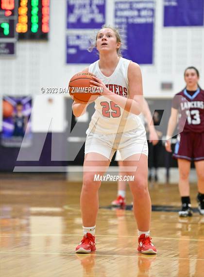 Thumbnail 3 in Bloomsburg vs. Loyalsock Township (PIAA D4 3A Semifinal) photogallery.