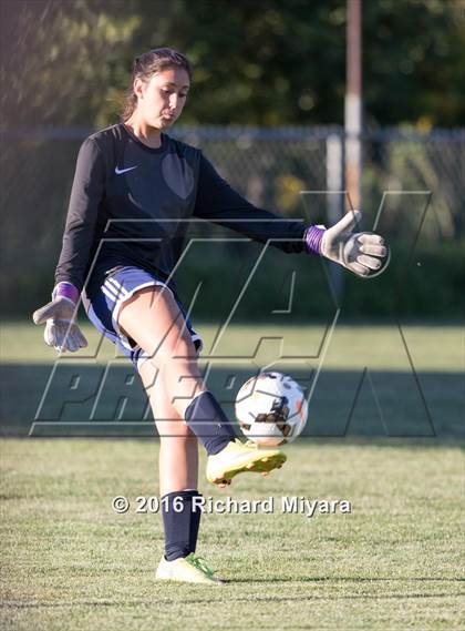Thumbnail 1 in Bow @ Goffstown photogallery.