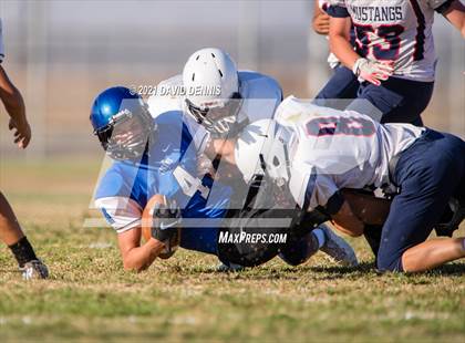 Thumbnail 3 in Tulare Western @ Frontier photogallery.