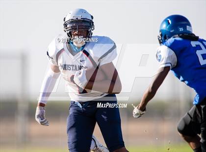 Thumbnail 3 in Tulare Western @ Frontier photogallery.