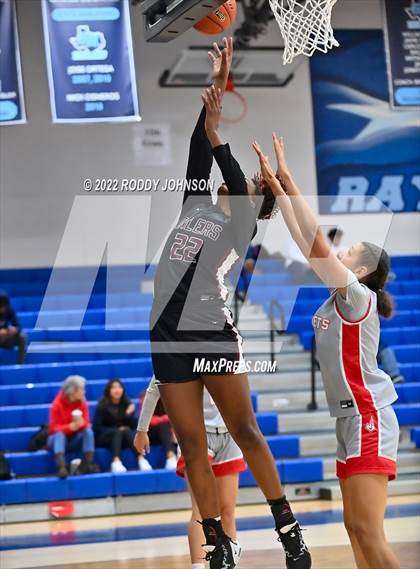 Thumbnail 3 in Pearland vs Judson (McDonald's Texas Invitational) photogallery.