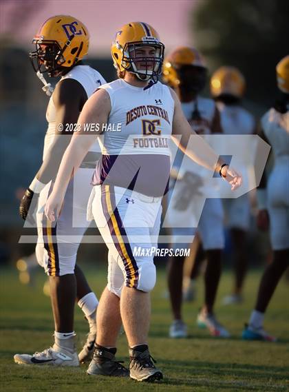 Thumbnail 1 in Grenada @ DeSoto Central photogallery.