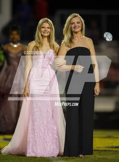 Thumbnail 2 in Grenada @ DeSoto Central photogallery.