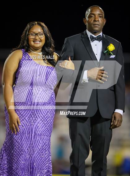 Thumbnail 3 in Grenada @ DeSoto Central photogallery.