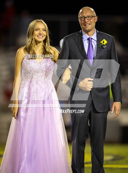Thumbnail 3 in Grenada @ DeSoto Central photogallery.