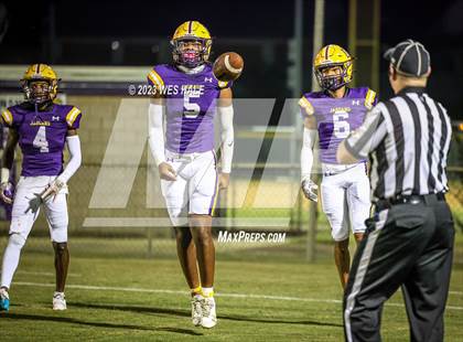 Thumbnail 2 in Grenada @ DeSoto Central photogallery.