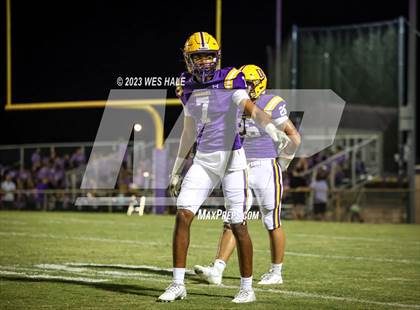 Thumbnail 1 in Grenada @ DeSoto Central photogallery.