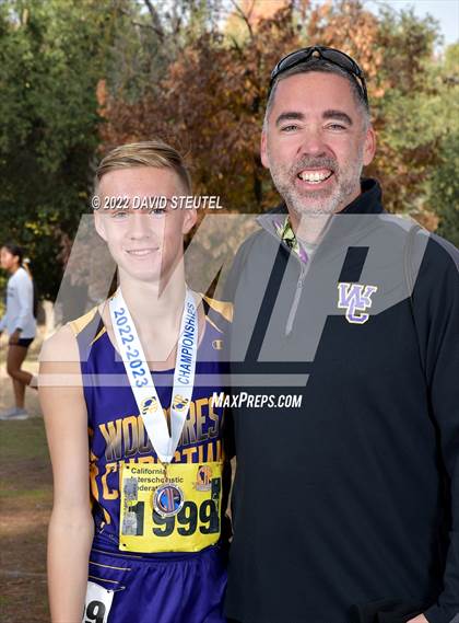 Thumbnail 1 in CIF State Cross Country Championships (Boys Awards) photogallery.