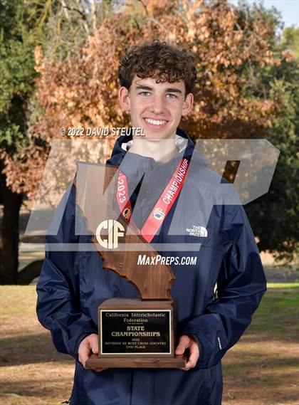 Thumbnail 1 in CIF State Cross Country Championships (Boys Awards) photogallery.