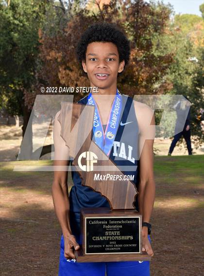 Thumbnail 2 in CIF State Cross Country Championships (Boys Awards) photogallery.