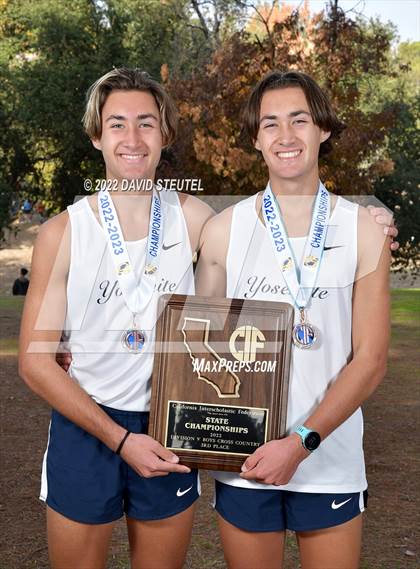 Thumbnail 1 in CIF State Cross Country Championships (Boys Awards) photogallery.