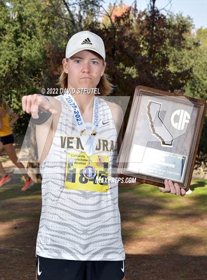 Thumbnail 1 in CIF State Cross Country Championships (Boys Awards) photogallery.