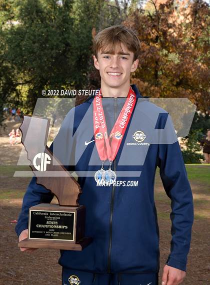Thumbnail 1 in CIF State Cross Country Championships (Boys Awards) photogallery.