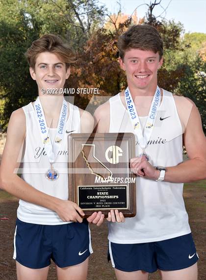 Thumbnail 1 in CIF State Cross Country Championships (Boys Awards) photogallery.