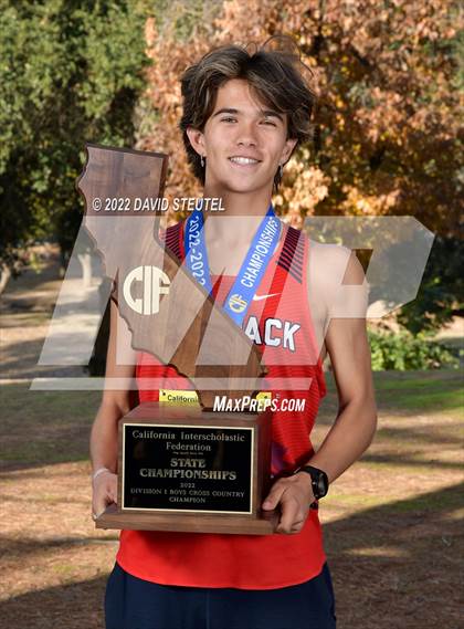 Thumbnail 1 in CIF State Cross Country Championships (Boys Awards) photogallery.
