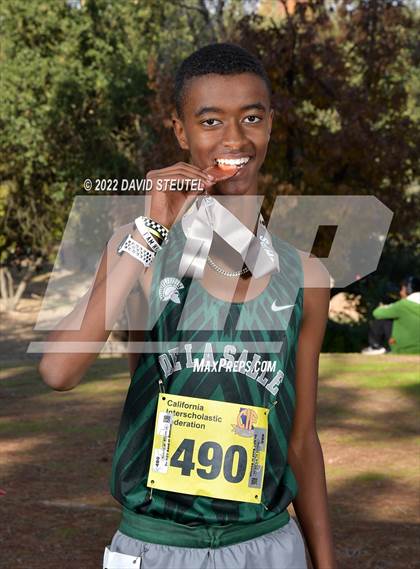 Thumbnail 1 in CIF State Cross Country Championships (Boys Awards) photogallery.