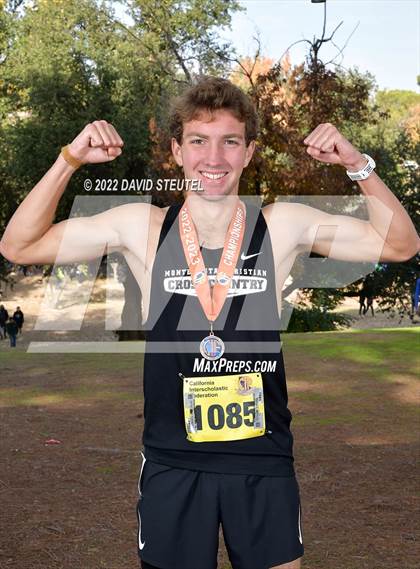 Thumbnail 1 in CIF State Cross Country Championships (Boys Awards) photogallery.
