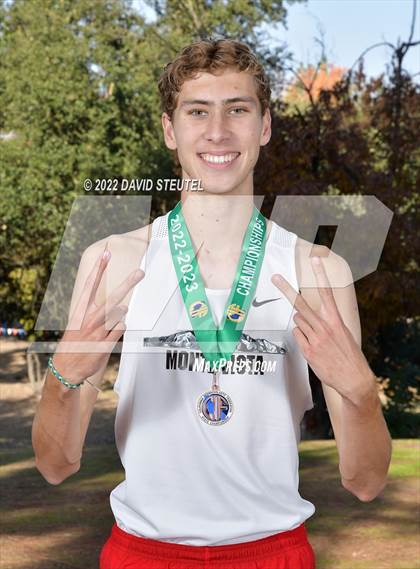 Thumbnail 1 in CIF State Cross Country Championships (Boys Awards) photogallery.