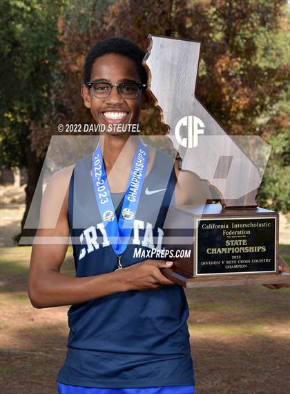 Thumbnail 3 in CIF State Cross Country Championships (Boys Awards) photogallery.