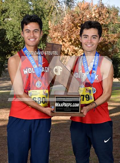 Thumbnail 2 in CIF State Cross Country Championships (Boys Awards) photogallery.