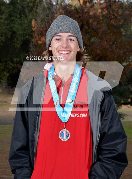 Thumbnail 1 in CIF State Cross Country Championships (Boys Awards) photogallery.