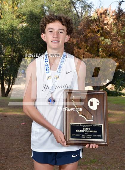 Thumbnail 1 in CIF State Cross Country Championships (Boys Awards) photogallery.