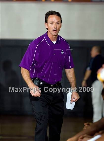 Thumbnail 3 in Warren vs. Manvel (McDonalds Texas Invitational) photogallery.