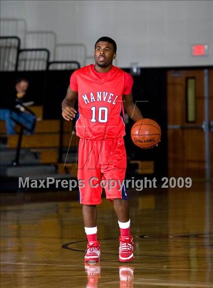 Thumbnail 1 in Warren vs. Manvel (McDonalds Texas Invitational) photogallery.