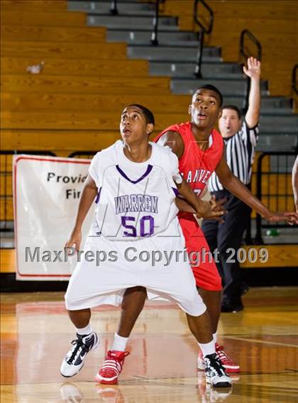 Thumbnail 1 in Warren vs. Manvel (McDonalds Texas Invitational) photogallery.