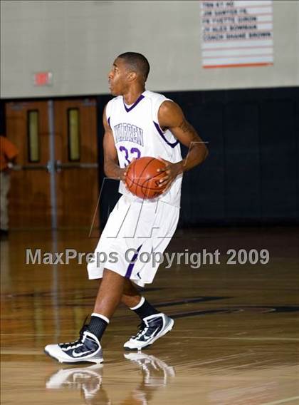Thumbnail 1 in Warren vs. Manvel (McDonalds Texas Invitational) photogallery.