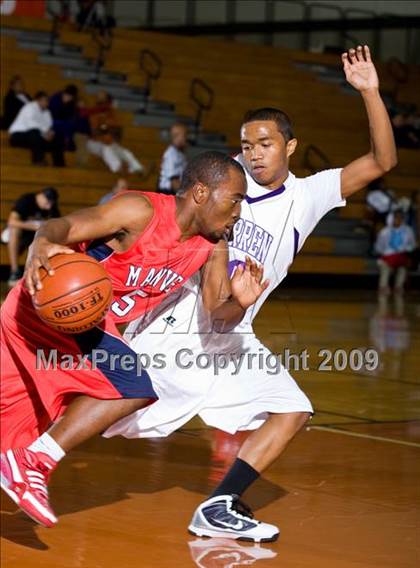 Thumbnail 3 in Warren vs. Manvel (McDonalds Texas Invitational) photogallery.