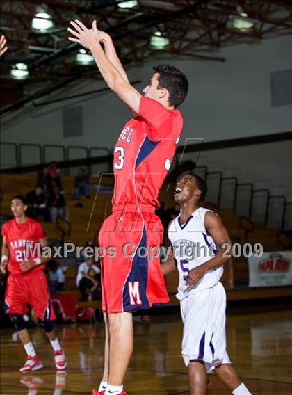 Thumbnail 1 in Warren vs. Manvel (McDonalds Texas Invitational) photogallery.