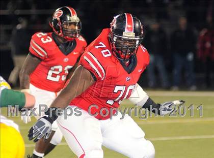 Thumbnail 2 in Glenville vs. St. Edward (OHSAA D1 Regional Semifinal) photogallery.
