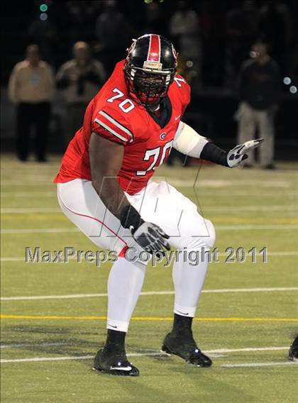 Thumbnail 2 in Glenville vs. St. Edward (OHSAA D1 Regional Semifinal) photogallery.